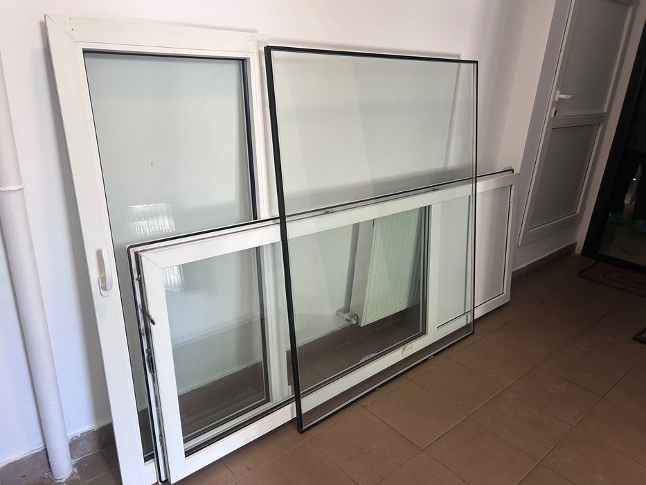 Vând panouri de geam termopan – întregi și utilizabile
