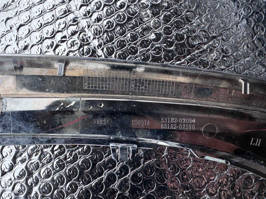 Far Stanga Toyota Auris an 2015-2018 cod 81150-02K30 53182-02090-02100