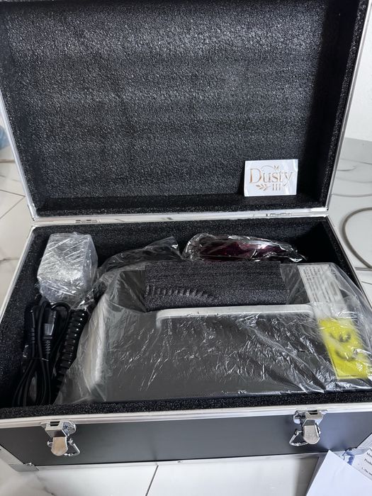 Aparat Profesional Picolaser / Laser Nd:YAG FG069 – Îndepărtare Tatuaje & Peeling Carbon (Nou / Pachet Complet)