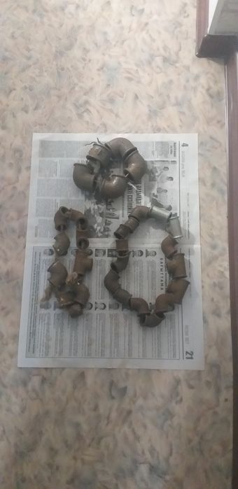 Детали от  чугунной батареи