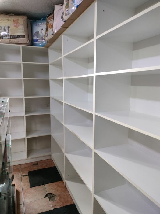 Стеллажи из ламината