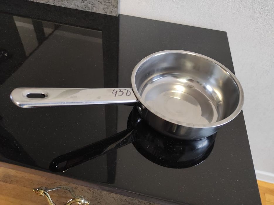 Новый металлический ковшик