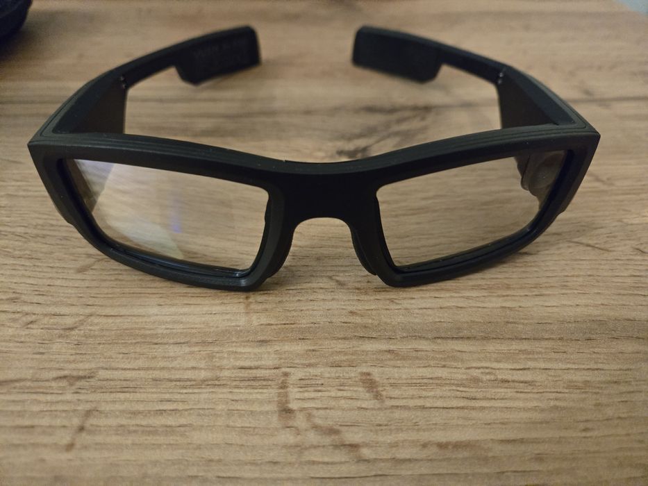 Продавам Vuzix Blade очила за добавена реалност