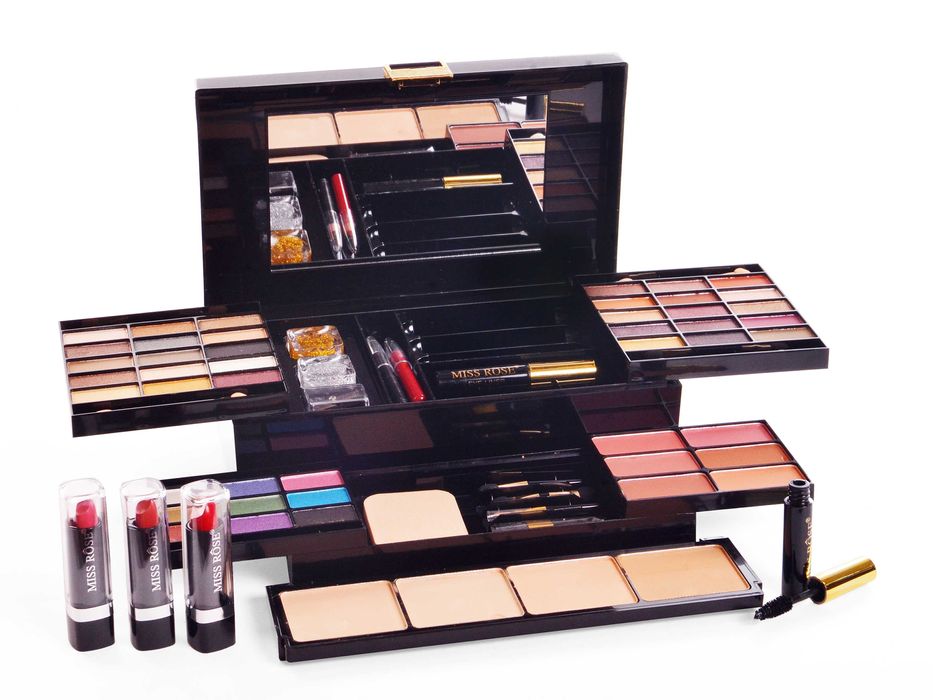Комплект грим Miss Rose – многофункционална палитра с огледало