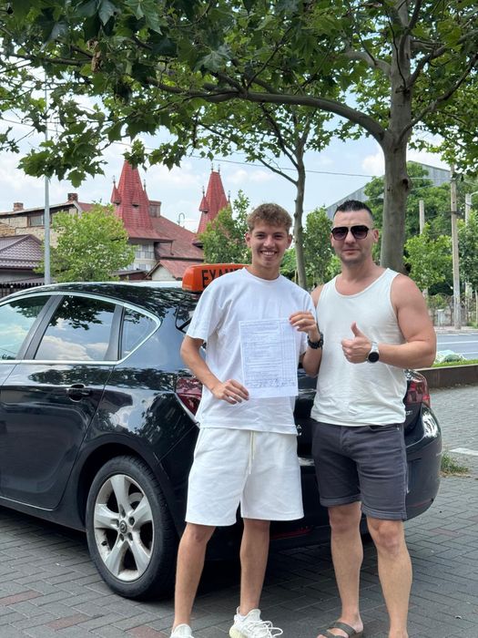 Școala de șoferi/Automată -Manuala