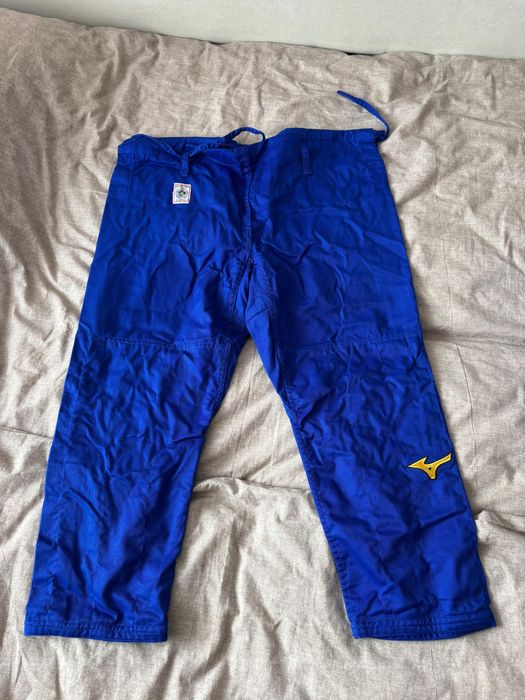 Кимоно для дзюдо Mizuno