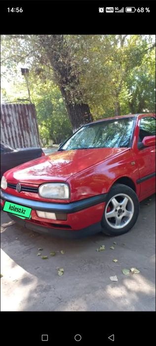Продам срочно Голфь троика 1.8