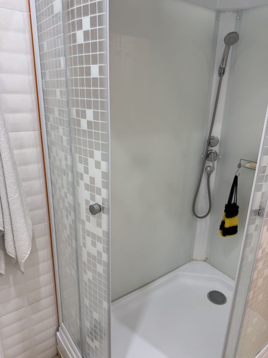 Продается душевая кабина