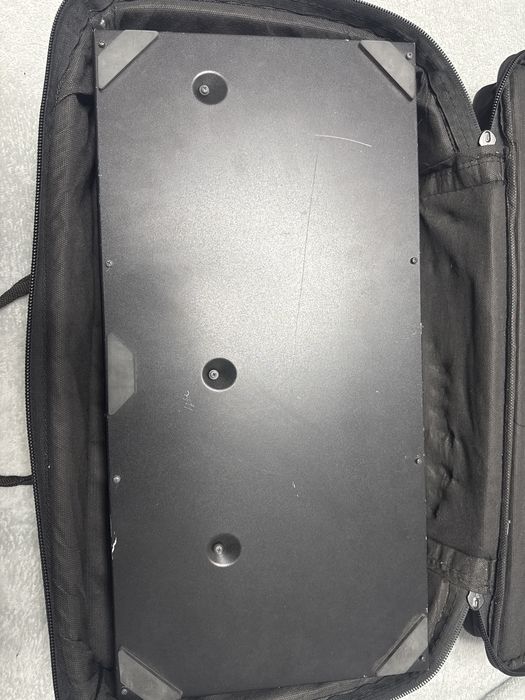 Vand Boss GT-100 si Jet guitars JS-700 RD H