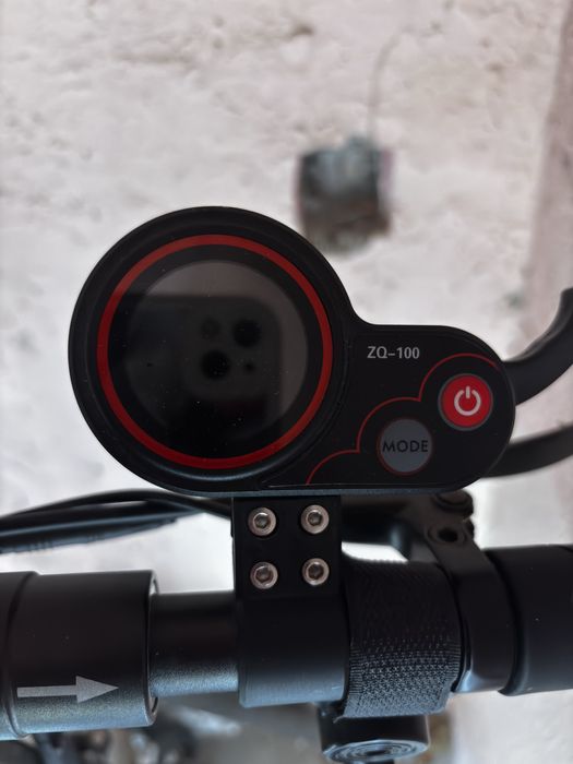 Trotinetă electrică T13 pliabilǎ– 50 km/h, autonomie 40 km,  LED RGB