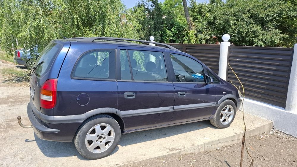Vând Opel zafira 2.0 disel