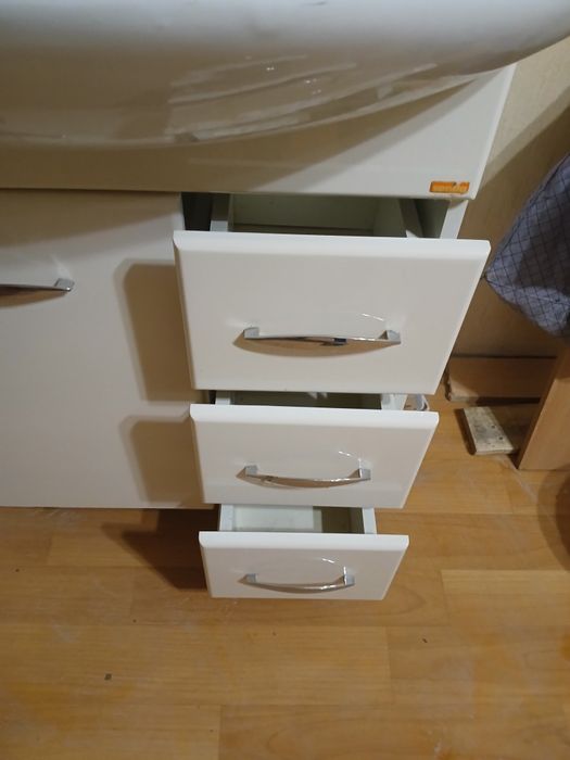 Продаётся тумба с раковиной