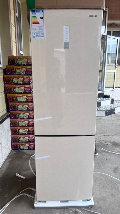 Холодильник новый
