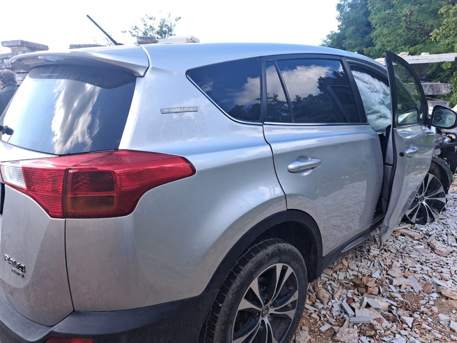 Toyota Rav 4 2.2 D-Cat 150 k.c. 2015г. 2AD-FHV Тойота Рав 4 Автоматична Ск. Кутия На Части