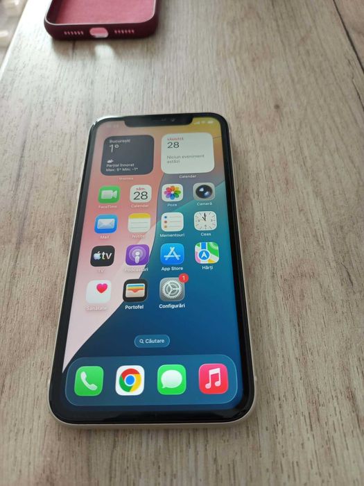 iPhone 11 alb, 128 Gb, impecabil