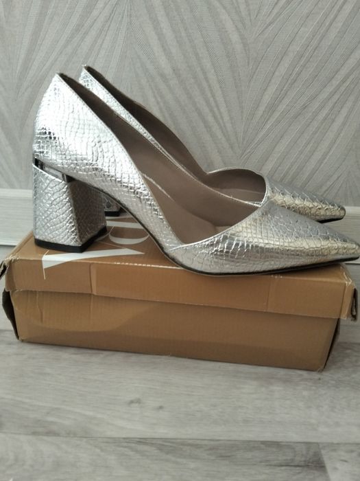 Продам туфли 18000