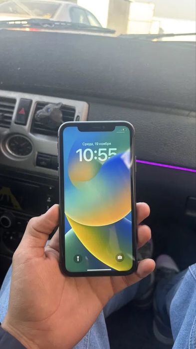 Продам iPhone 11 128 Gb айфон 11