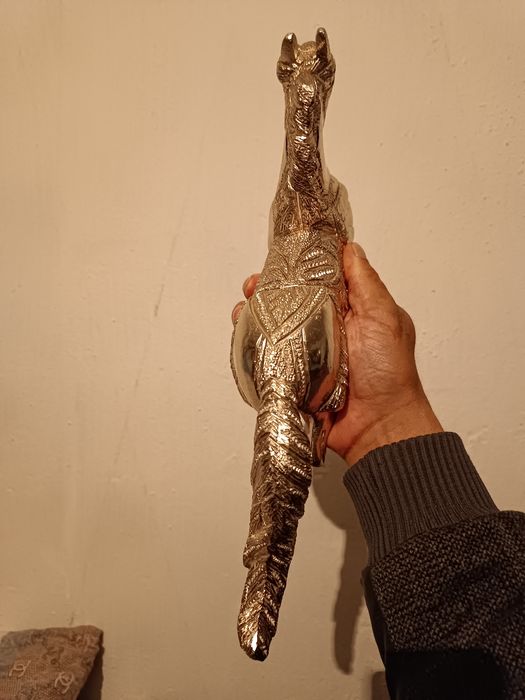 Лошадь антикварный для колексеяь ручной работа металл конь и латунь