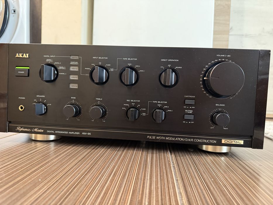Akai Акай AM-95 Топ Стерео усилвател