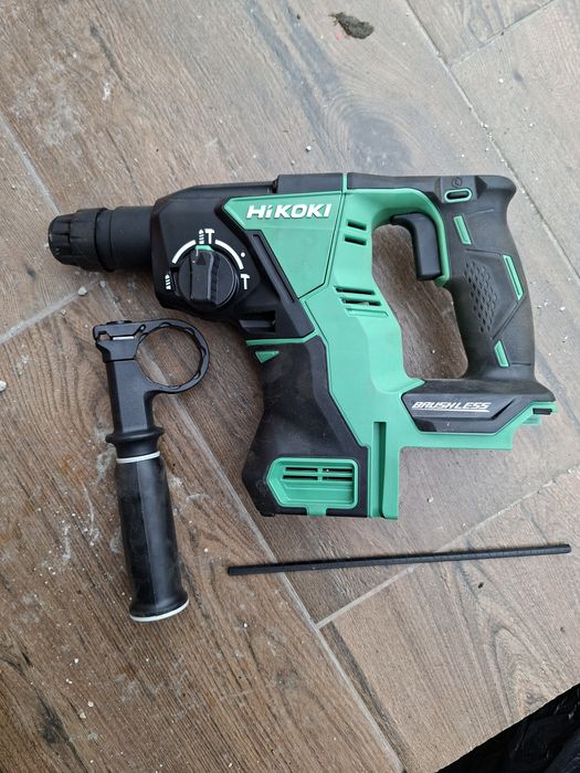 vand  rotopercutor Hikoki 18V fără perii