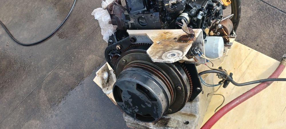 Двигател за Термокинг,трактор багер,лодка