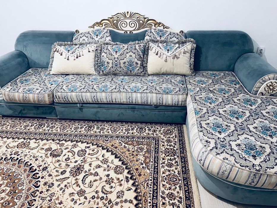 Диван мебель гостиной