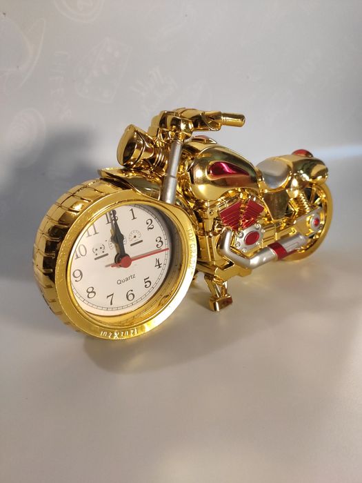 Часы мотоцикл с будильником