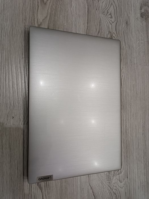 Ноутбук Lenovo idea pad 3
