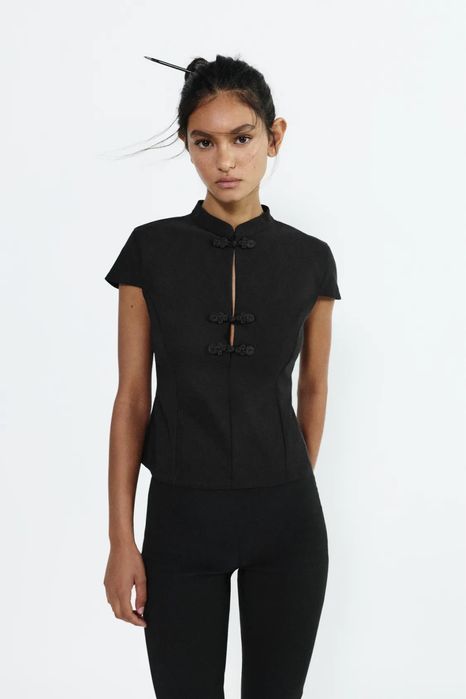 Топ в китайском стиле pull&bear