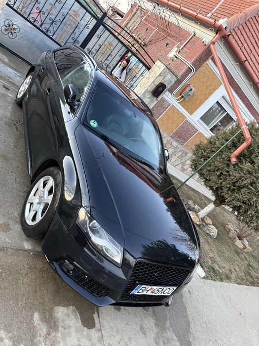 Vand sau schimb audi a4 b8 2011! Euro 5 143 cp Automat