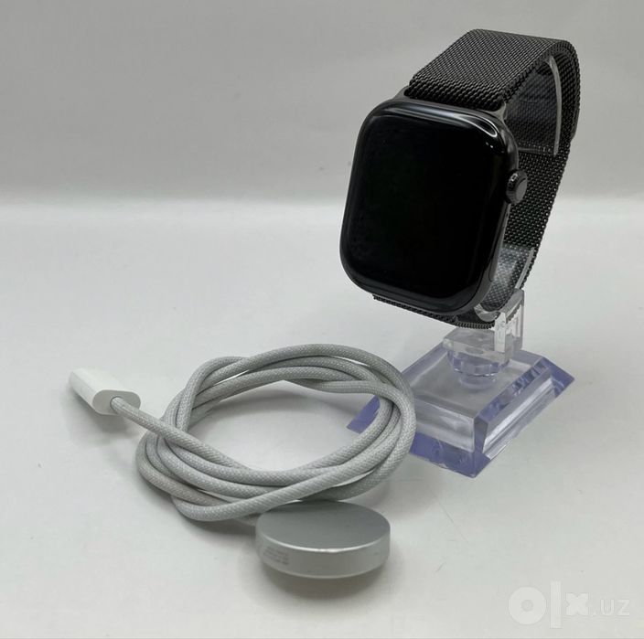 Apple watch 11/46 Titanium Milanese Loop