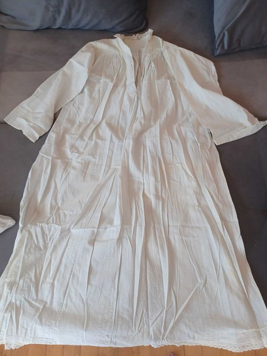 Автентична женска народна носия