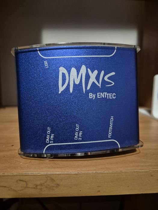 DMX pt lumini de la enttec