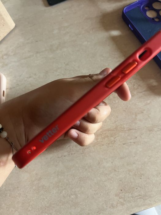 husă iPhone 13 pro de firmă Vetter