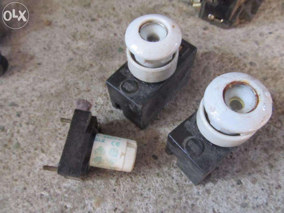 Vand piese pentru aparate electrice