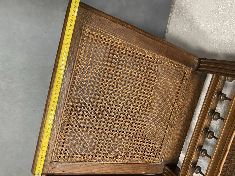 Френски дъбови столове със седалки от ратан