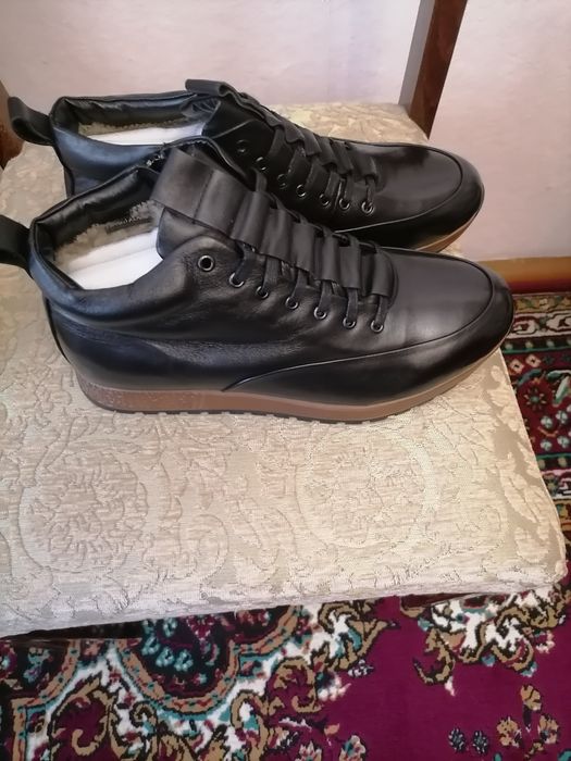 Продам обувь мужскую