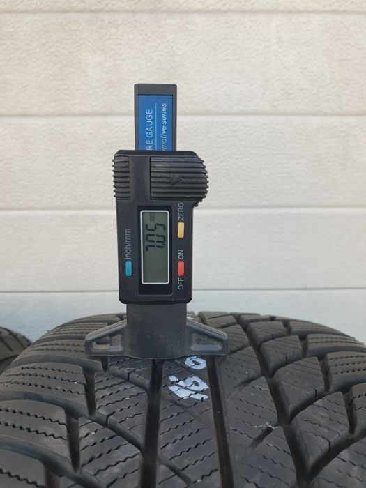 Зимни гуми 4 броя BRIDGESTONE DriverGuardWinter 205 55 R16 дот 3718