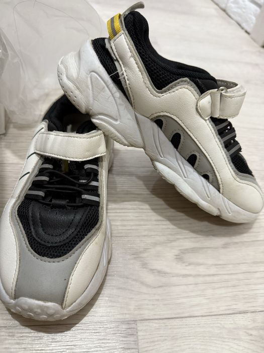 Детская обувь 1500