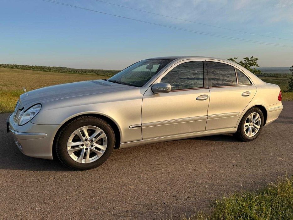 MERCEDES-BENZ E-Class 2004 — imagine 2