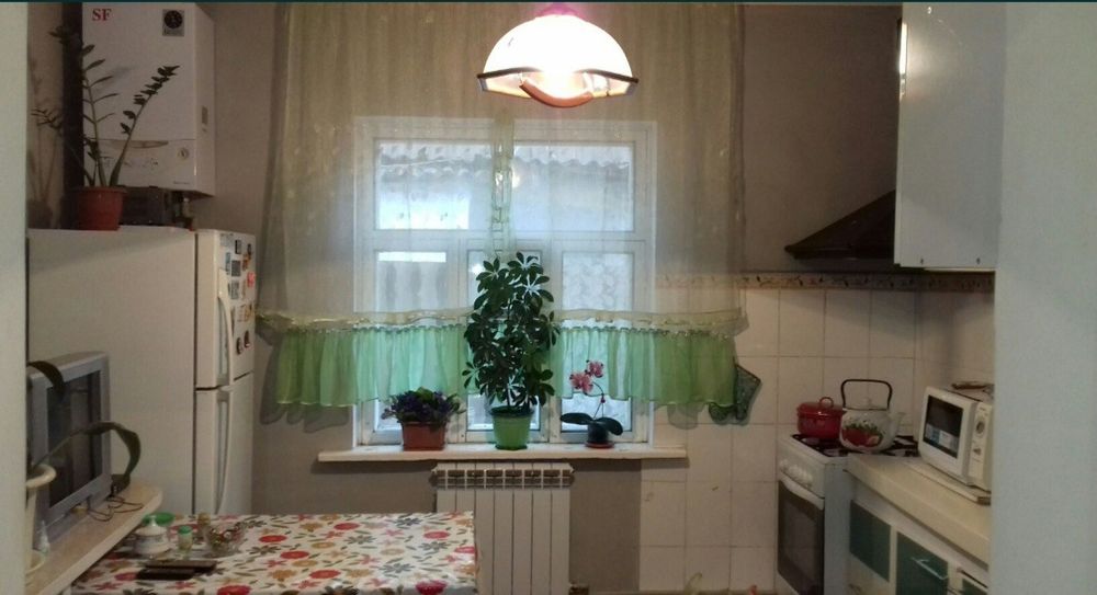 Продаётся жилой дом в хорошем районе.