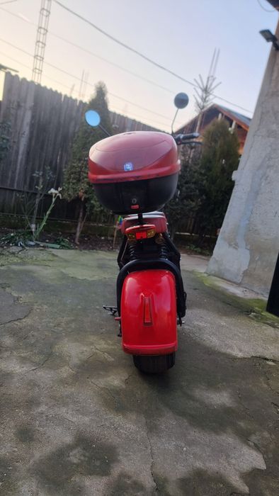 Vând scuter electric