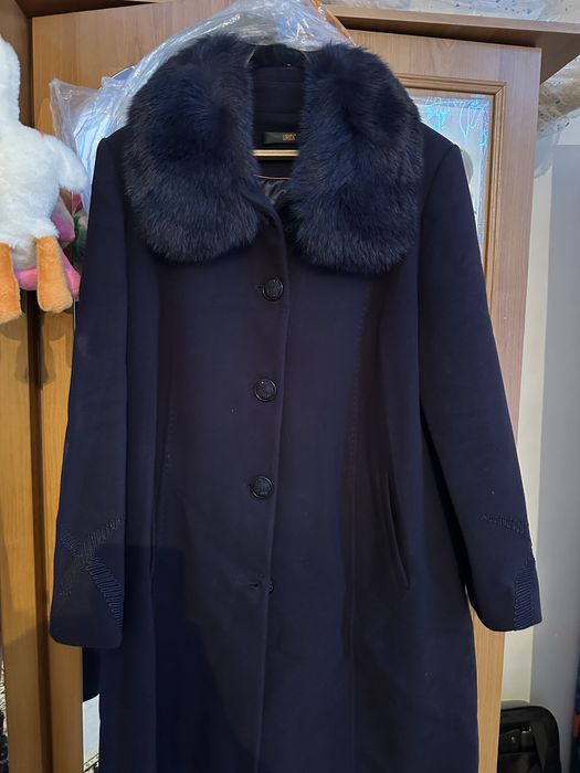 Продам Женсое пальто