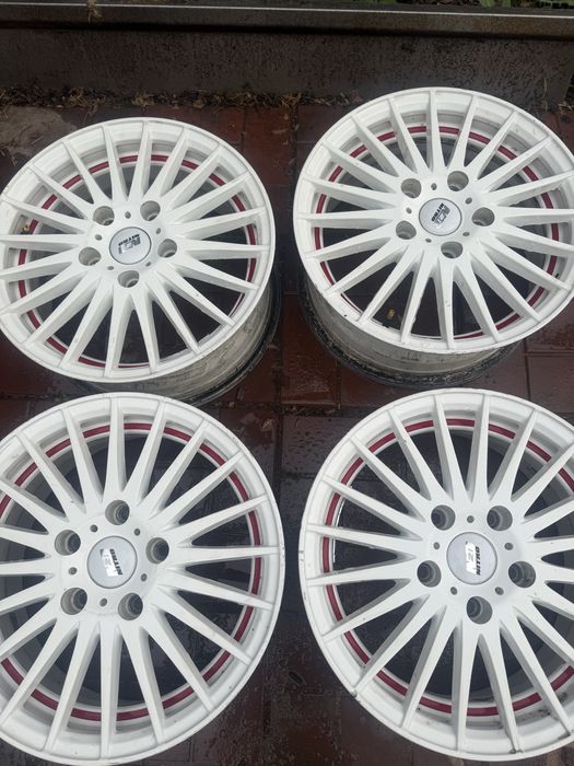 Комплект дисков R15 в отличном состоянии