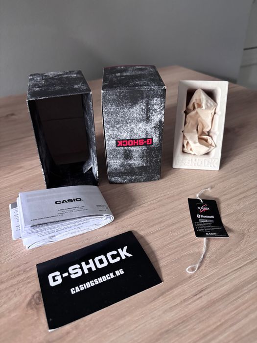 часовник casio g-shock b2100