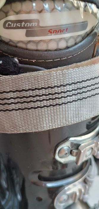 Обувки за ски Atomic T2 hawx 100 номер 41 има вградена система Recco