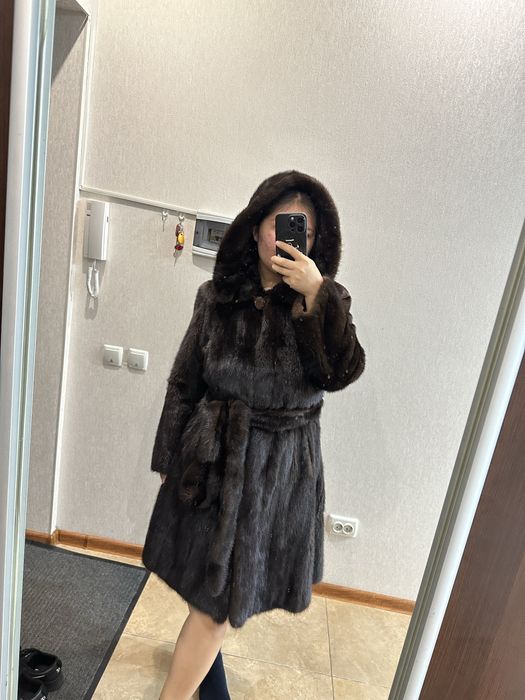 Продам норковую шубу