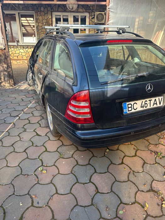 Vând Mercedes C180 Kompresor