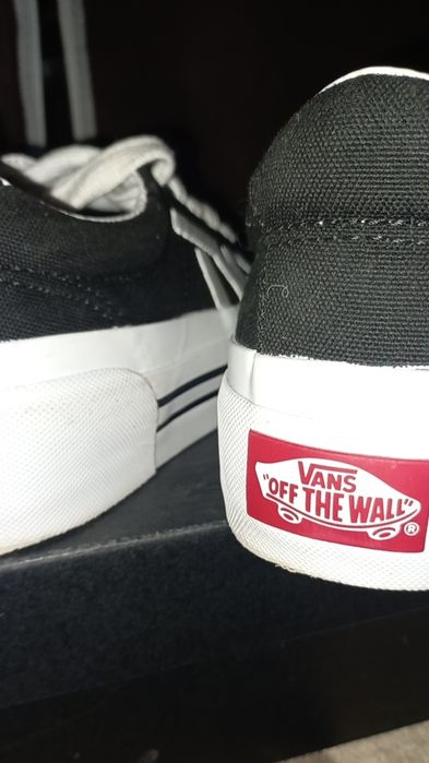 Vând vansuri marimea 38