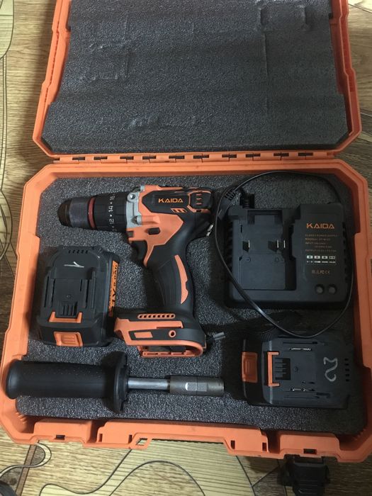 Шуруповёрт без щёточный